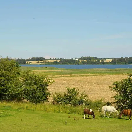 Six-bedroom Holiday In