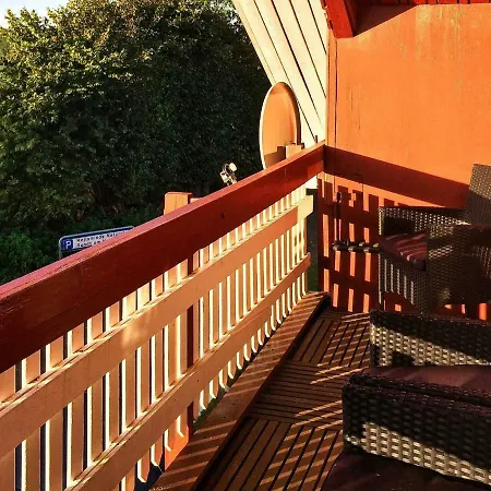 Semesterbostad Six-bedroom Holiday In
